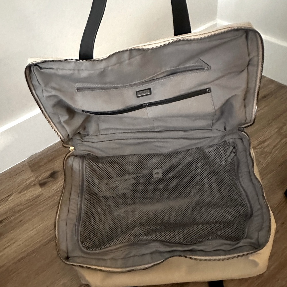 AWAY - “The Everywhere Bag” Cloud Gray